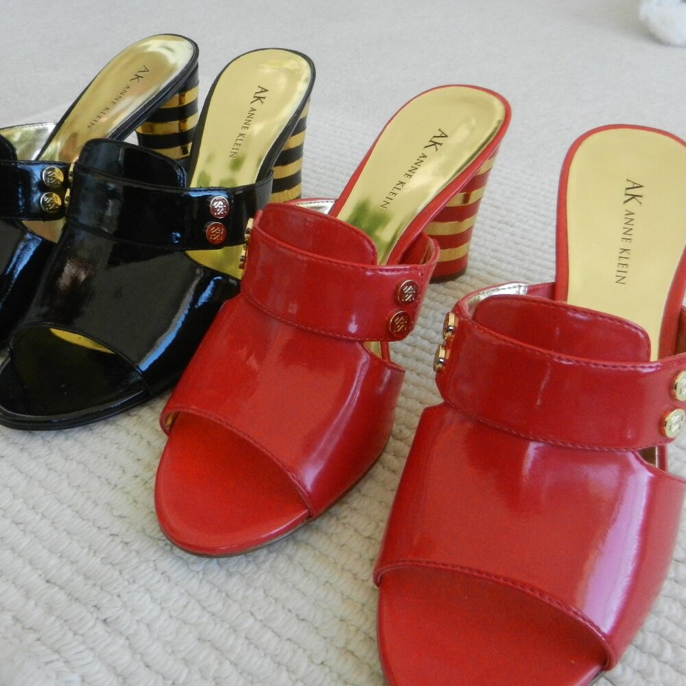 TWO PAIRS AK Anne Klein Red & BLACK PATENT Open Toe Slide Sandals Size 10M